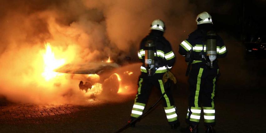 drie auto's, brand, heerhugowaard