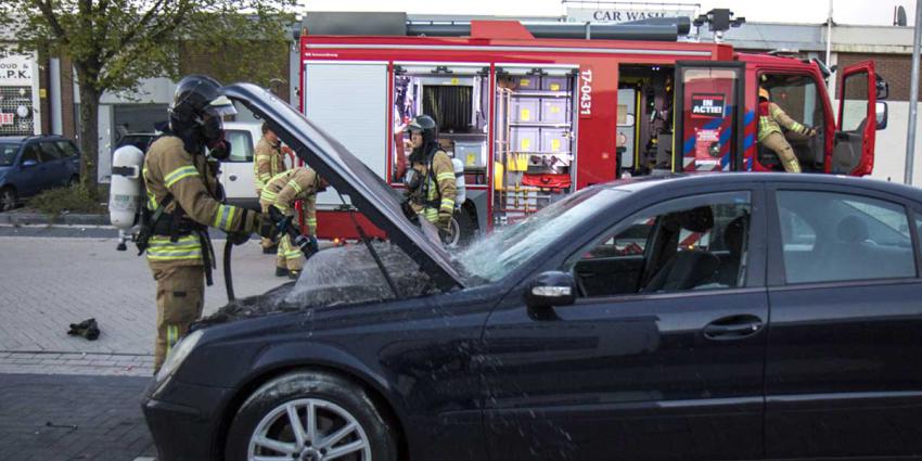 Brand onder de motorkap