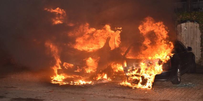 Autobranden in Hoogeveen en Hollandscheveld 