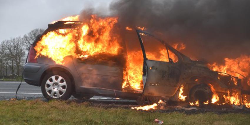 auto, rijden, uitgebrand, brandweer