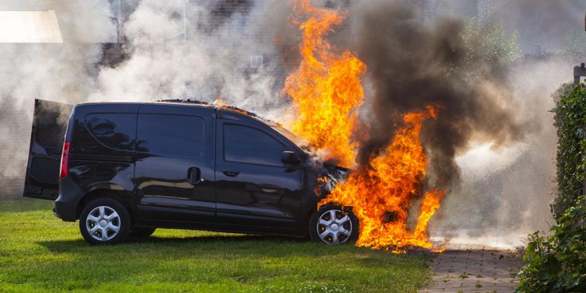 Autopyromaan Boxtel slaat weer toe