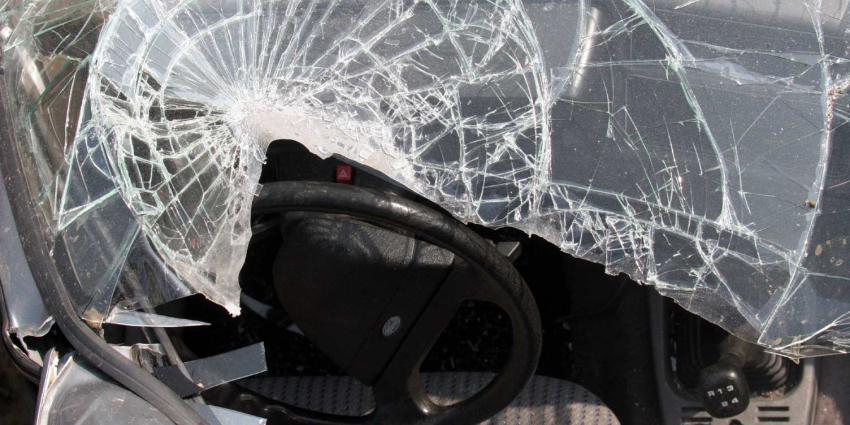 Zeker 35 ruiten van auto's vernield in Culemborg