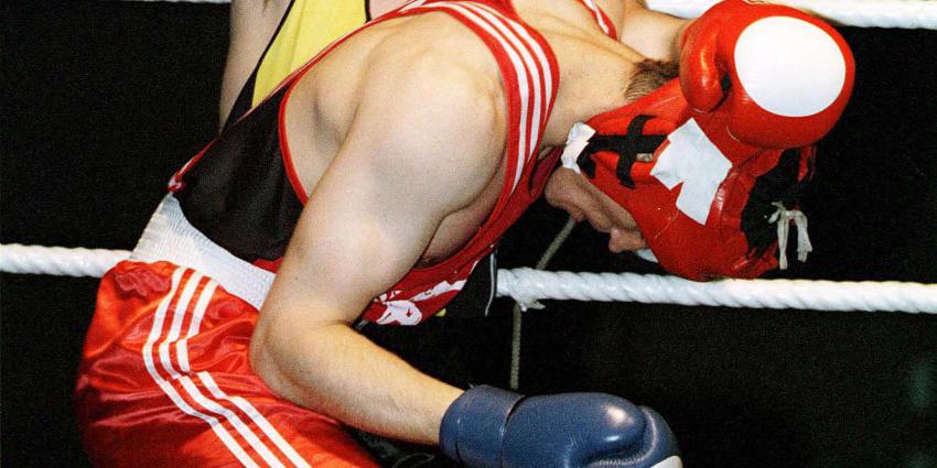 Verbod op trappen en stoten naar het hoofd bij vechtsporters onder de 18 jaar