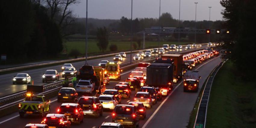 Vijf personenauto's betrokken bij botsingen op A2 