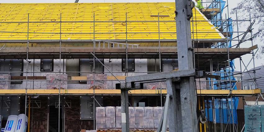 bouwvakker-steiger-nieuwbouw