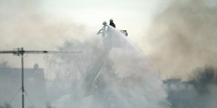 Grote brand in Amsterdam-Noord