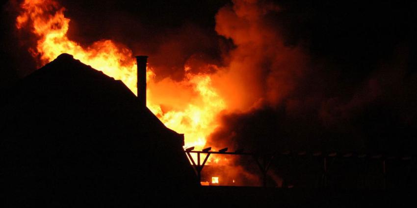 Noodverordening in Wateringen na brand in bedrijfsverzamelgebouw
