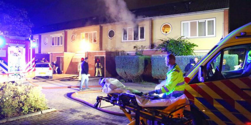 brandweer, redden, bewoners, hond, vogels, woningbrand 