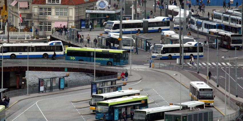 Pinapparaten in bus en trams van het GVB in Amsterdam