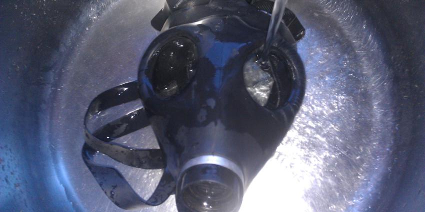 Onderzoek naar aangetroffen vrachtauto met vaten Weert