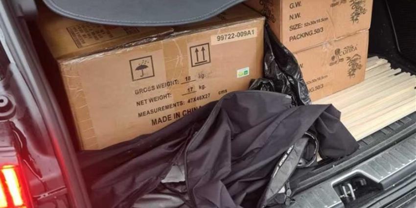 cobra-vuurwerk-kofferbak