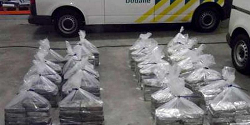 Douane onderschept 300 kilo cocaïne