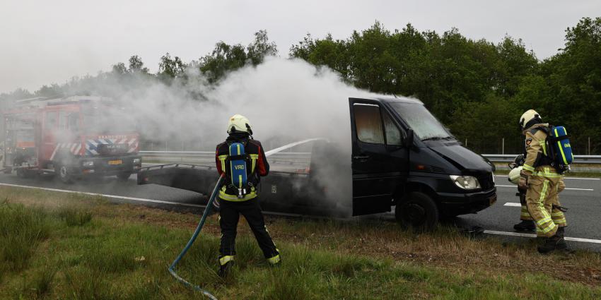 Brandweer blust brand