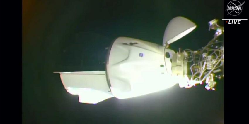 docking-spacex-crew-dragon-iss