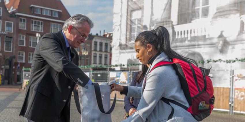 Tasje doek gemeentehuis