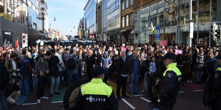 Politie moet ingrijpen bij demonstratie Pegida in Utrecht