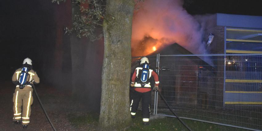 Brandweer blust brand