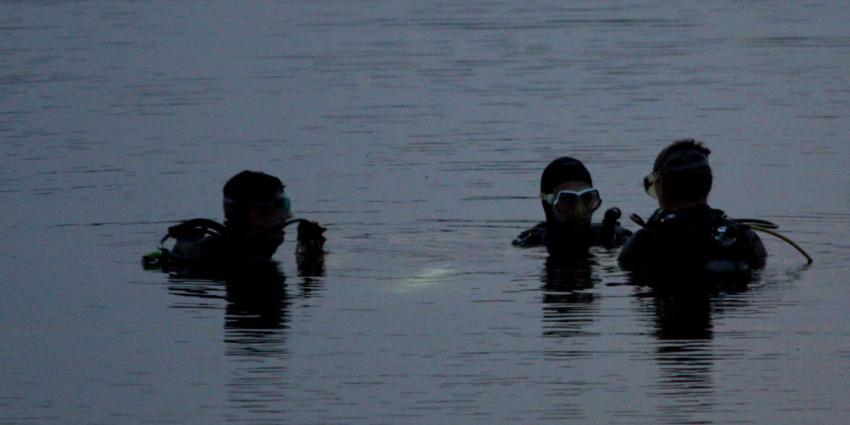 duikers-donker-water