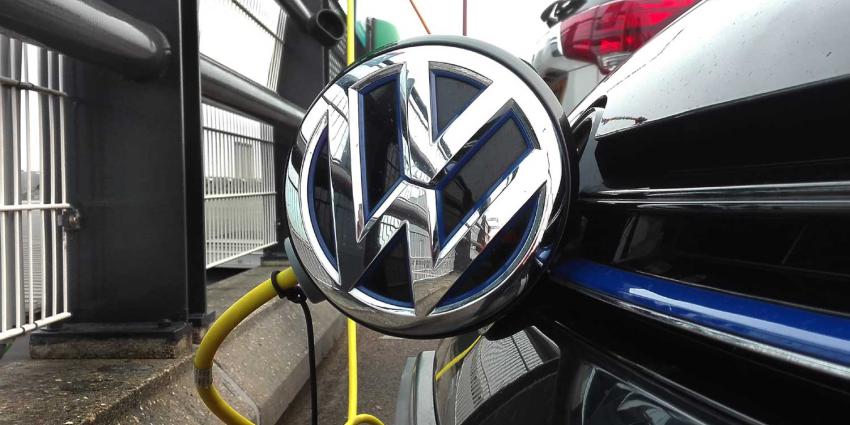 elektrisch-auto-vw-laden