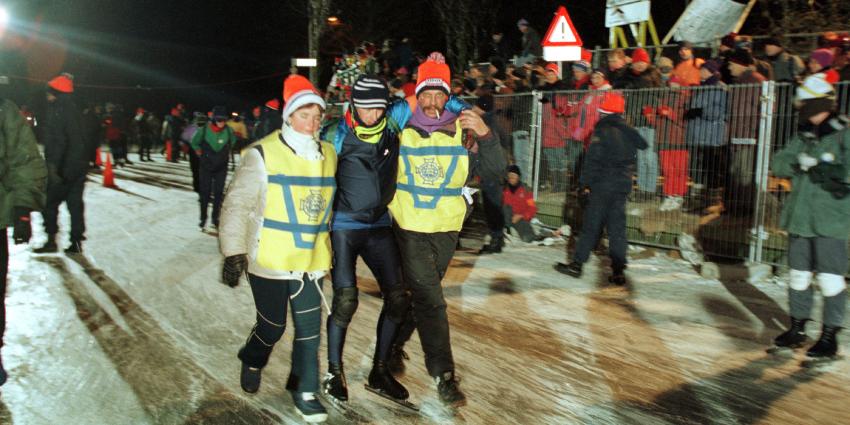 Vroege sneeuwval voorspelt een strenge winter met mogelijk een Elfstedentocht