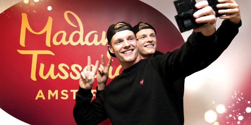 Nederlandse vlogger Enzo Knol als eerste een eigen wassenbeeld