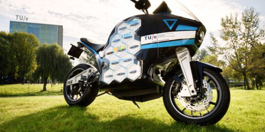 Elektrische toermotor onthuld door TU-studenten