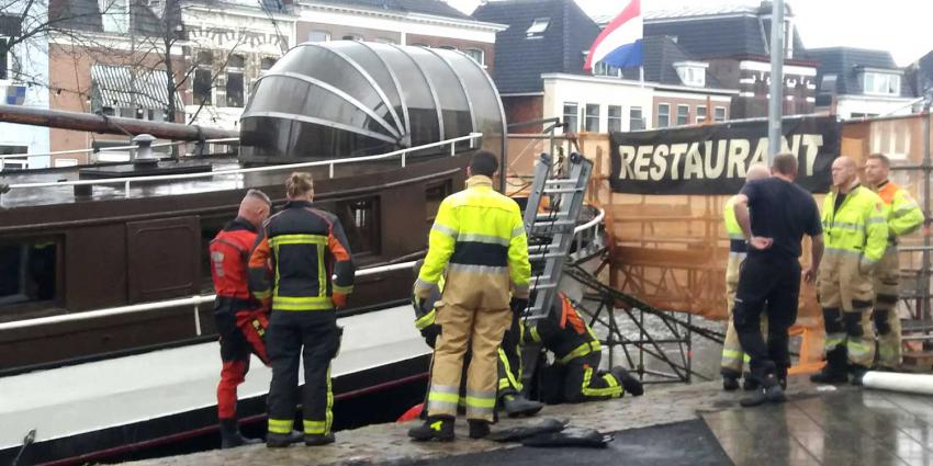 fietser-water-schip-pannekoekschip