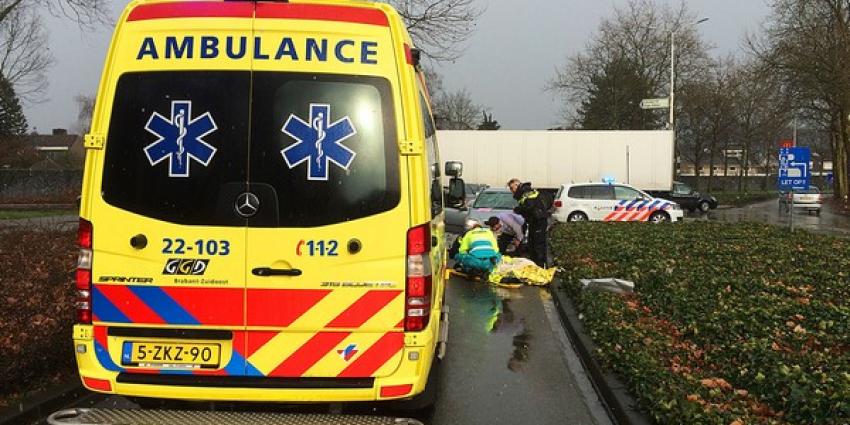 Jonge fietsster aangereden op kruispunt in Best