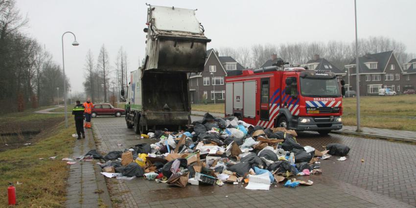 Brand in vuilniswagen