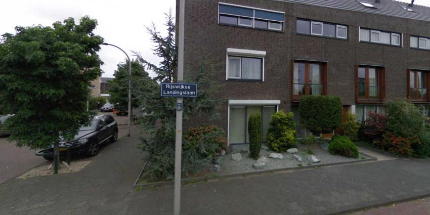 Overval op woning darter Raymond van Barneveld. Vrouw gewond
