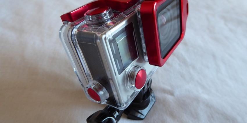 Volleybaltrainer verdacht van filmen meisjes in kleedkamer