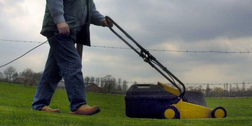 Waterschappen en het Rijk maken van gras karton