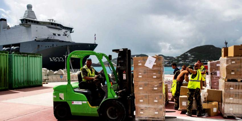 Miljoen kilo aan hulpgoederen gelost op kade in Sint Maarten