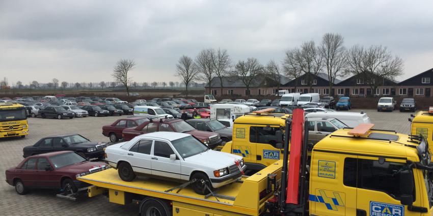 Politie vindt partij gestolen auto's terug bij transporteur