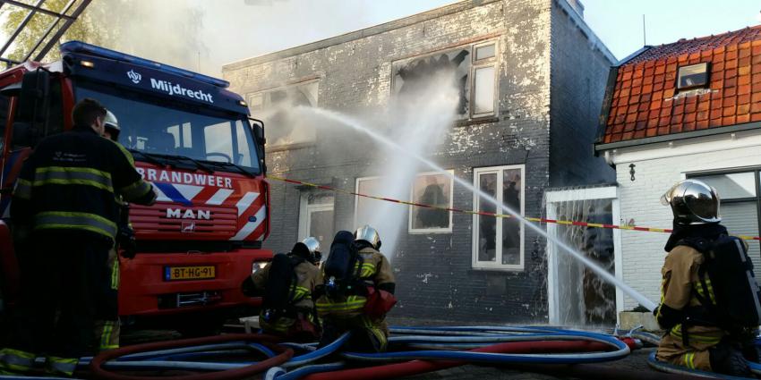 Hond gered bij brand in Uithoorn