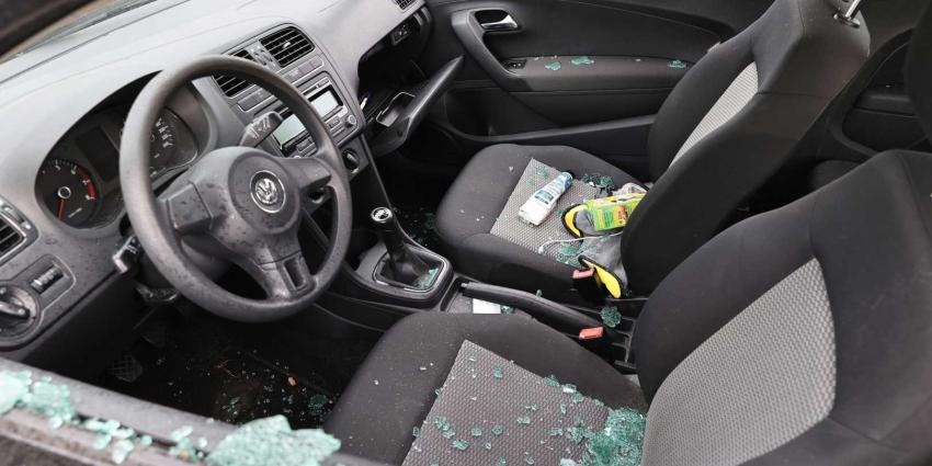 inbraak-auto-glasresten