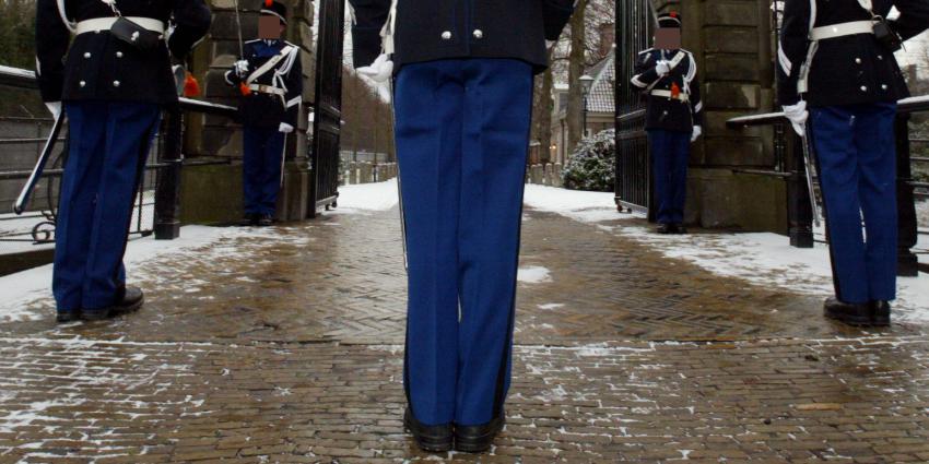 Willekeur bij stelende marechaussees van snoepautomaat