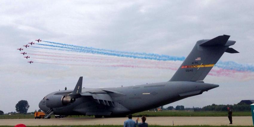 Luchtmachtdagen goed van start na crash donderdag Zwitserse luchtmacht