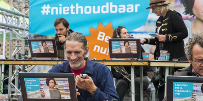 Servicelijnen supermarkten overbelast door belactie Milieudefensie