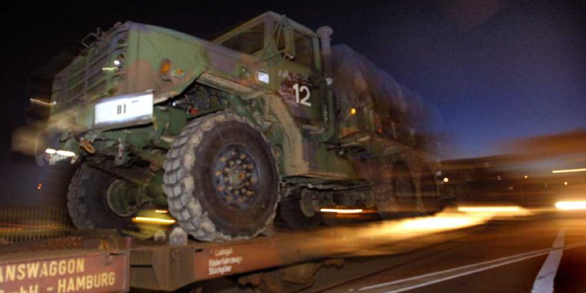Eerste wapentransport met Amerikaans militair materieel in Duitsland aangekomen