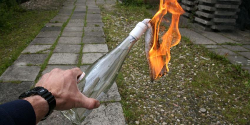Molotovcocktails tegen woningen in Gelderland 