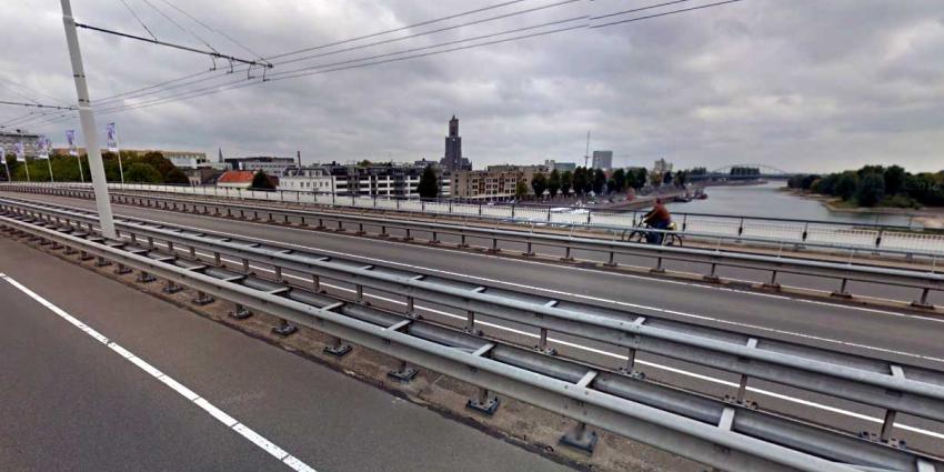  Homostel door jongeren met betonschaar mishandeld