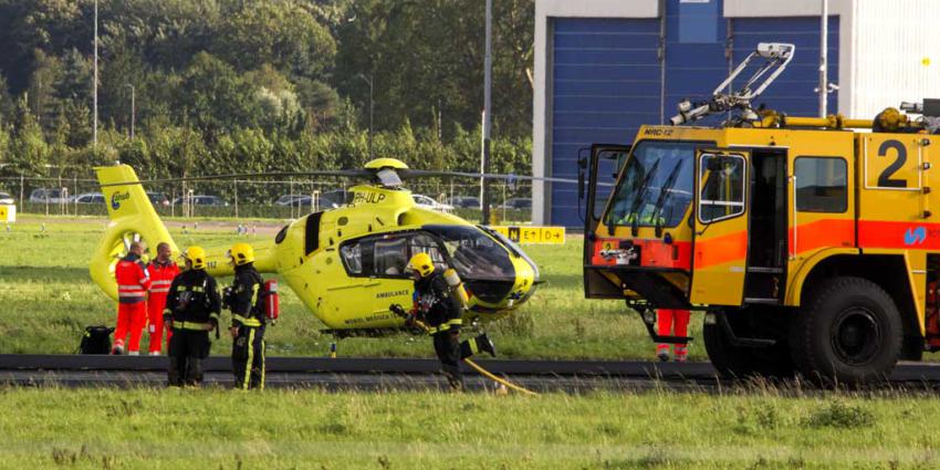 Vliegtuig zakt tijdens landing door landingsgestel