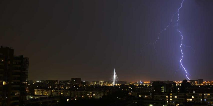 Foto van onweer boven Utrecht | Aneo Koning | www.fotokoning.nl