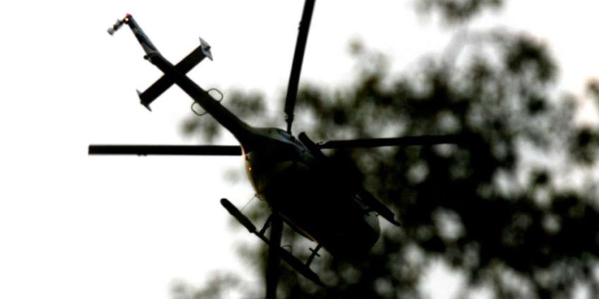 Brand in busje bij gevangenis Zutphen, politie massaal aanwezig in kogelwerende vesten