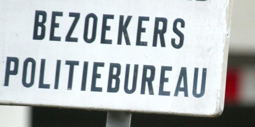 Mannen leveren dode af bij politiebureau in Gouda na ruzie