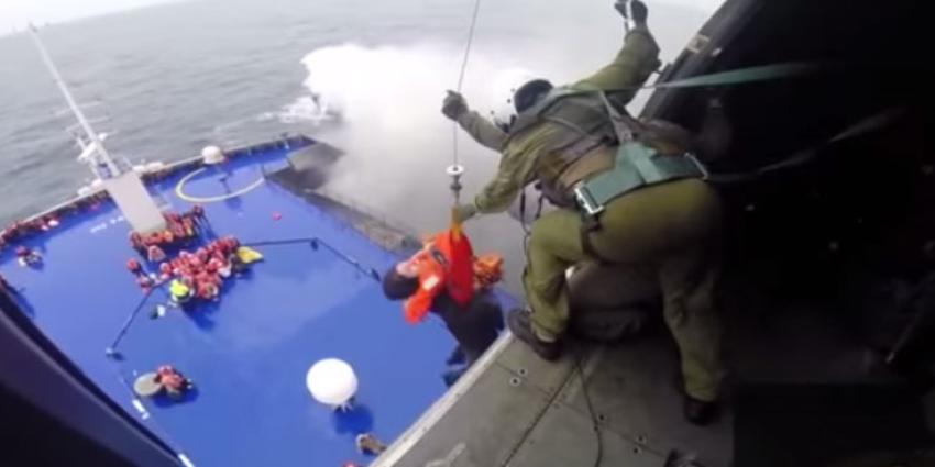Ruim helft passagiers veerboot gered