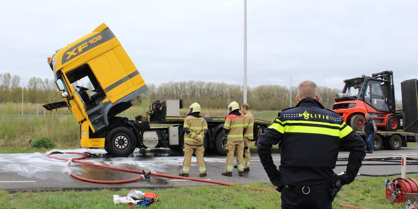Brand in vrachtwagen