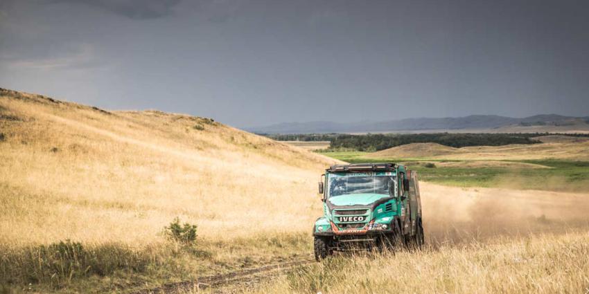 Gerard de Rooy uit de vijfde etappe maar niet uit de Silk Way Rally