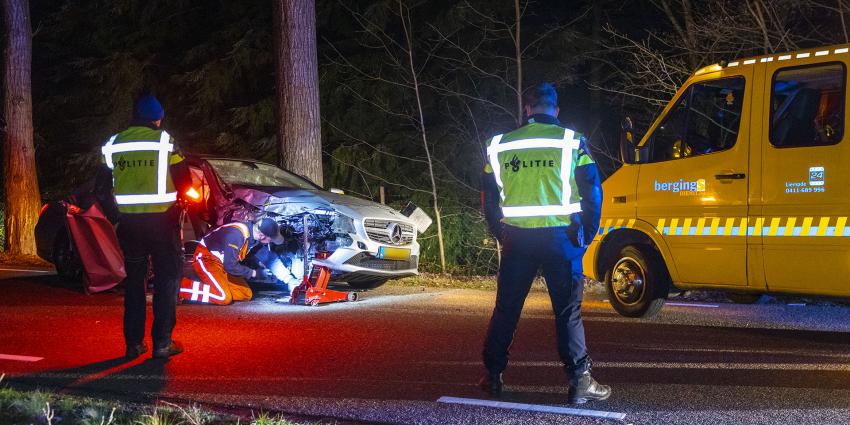 Zwaar beschadigde auto